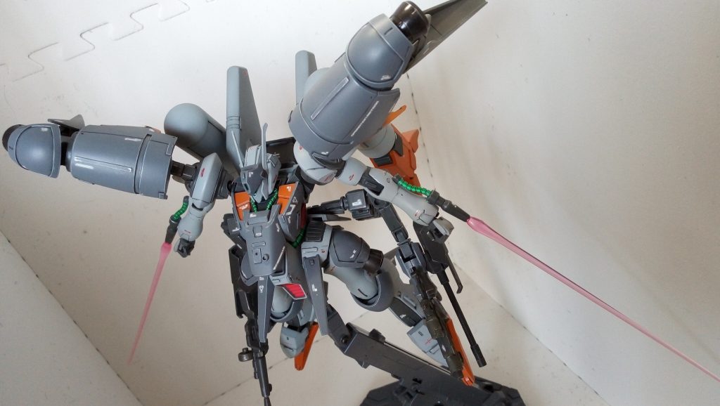 もちろん劇中のバイカス同様にビームサーベルとしても使用可能。