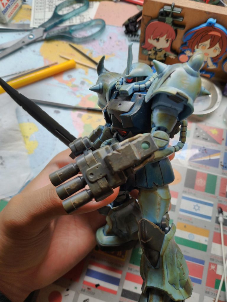 三連ガトリング。銃口は繋がってたのを切り離しました。