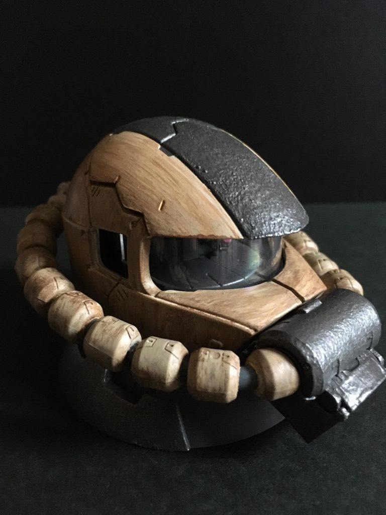 前回の反省を踏まえパイプも木目にしてみました、この方が見栄えが良いかも！