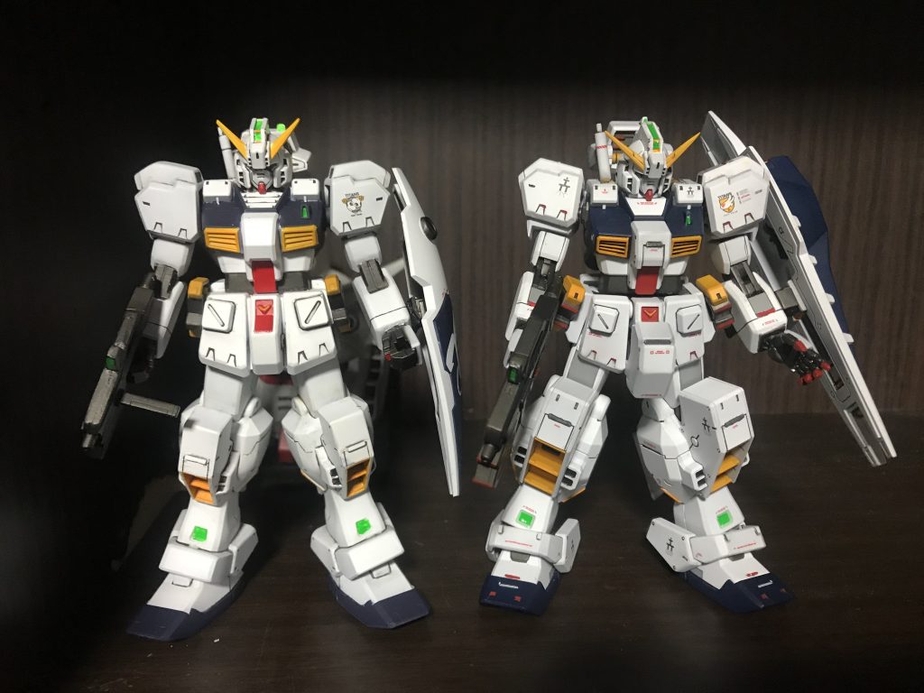 前回、投稿させて頂いた付録版（左側）と
ツーショット！