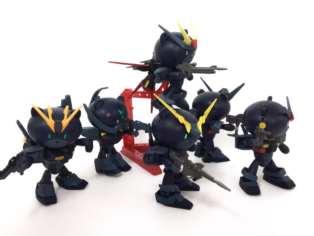 さぁ今日も唐突に街がピンチだ！お約束だ！
プチッガンスターズ出動せよ！

プチッガイとはいえ主人公ガンダム6機だぞ。
これでどいつもこいつもやっつける！
・
・
・
・
・
・
つもりが相手は巨大なMGシリーズ！
スケールの大きさ違いが戦力の決定的差であることは某ブレイカーで周知の事実！

こんな時は・・・