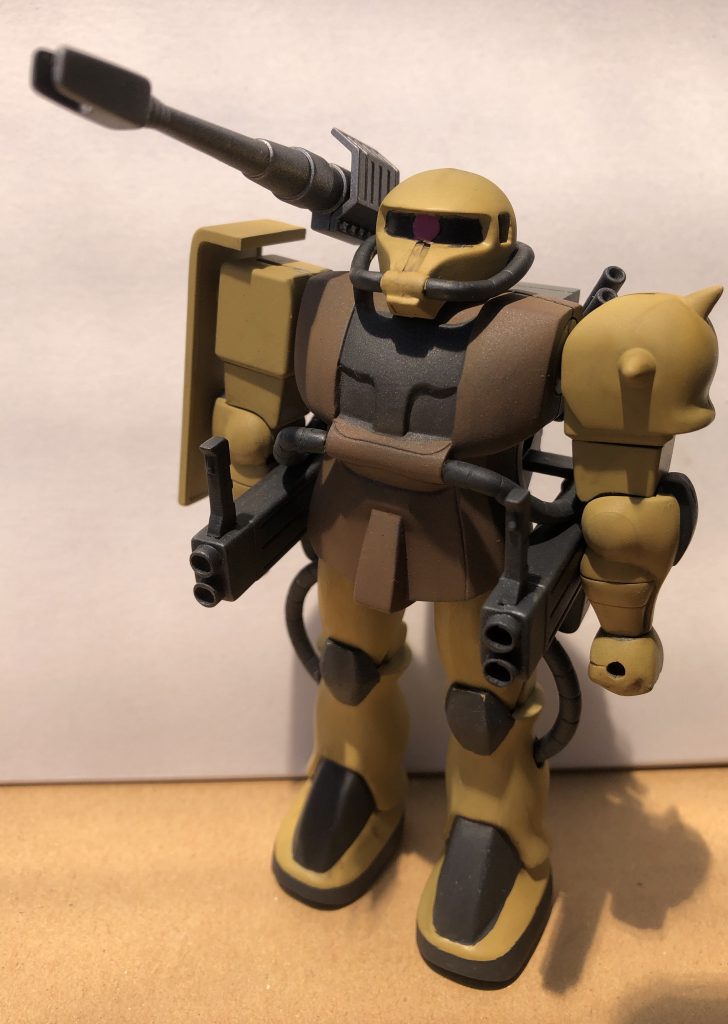 このザクのふくらはぎのラインは素晴らしいですね。背面から見た時、設定画にそっくりです。