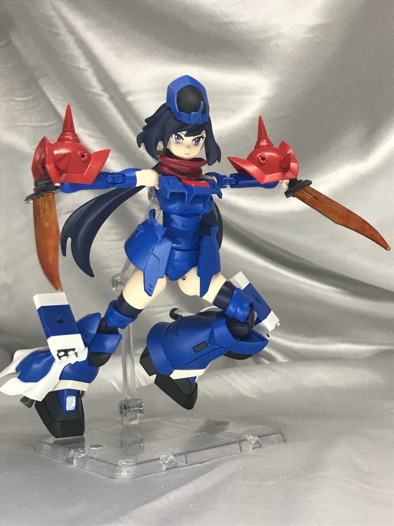 足に追加スラスターがついているのですが、再現すべく色々考えた結果シナンジュのアーマーを塗装して移植しました。
驚くほどマッチしてよかったです（///▽///）