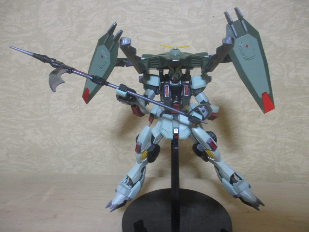 「フォビドゥンと言えばコレ!」な「強襲形態」も、もちろん再現しています。