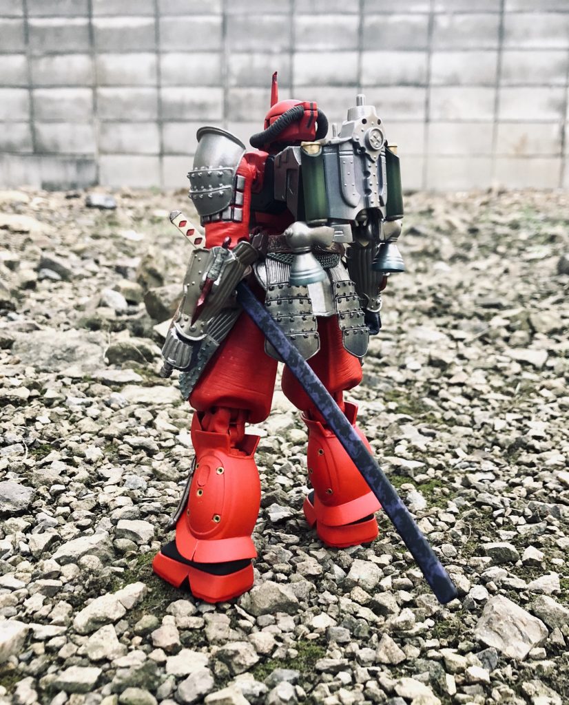 二度目の改装は聖華暦609年、聖王国との開戦間近のタイミングで、かなり大がかりな改装が施された。カナド領から取り寄せた、機兵用カナド鎧に特注の魔導砲を二丁、更に背部バックパックは災禍旅団に所属するカナド人技師によって大幅なチューンナップが行われた。これにより魔導砲による臨機応変な対応力、居合切りを放つのに適した瞬発力に優れた機動性能を獲得し、まさにシデンの戦闘スタイルに特化させた専用機に仕上がった。この二度目の改装時にカナド人の技術がふんだんに使用された為、この機体は狩装兵に分類されるようになった。