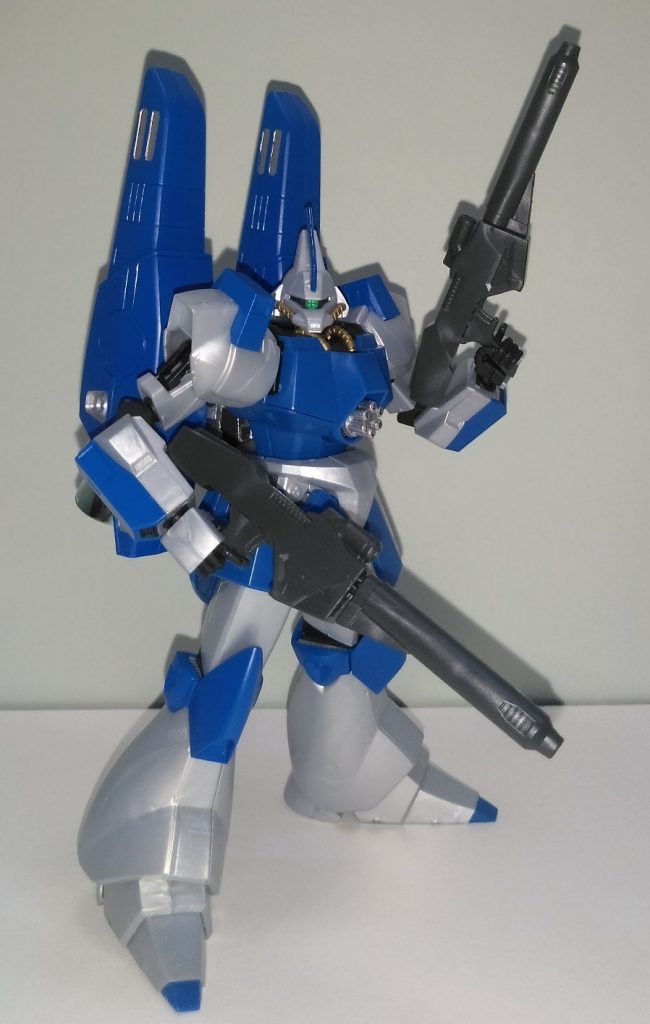 マーク・ジーナ機
射撃メイン、肉薄したときのみ胸部ガトリングを使用