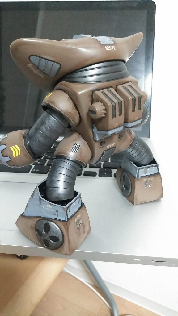 汚しはリアルタッチマーカーだけにして、水陸両用っぽいちょっと湿った感じをイメージしてみました。