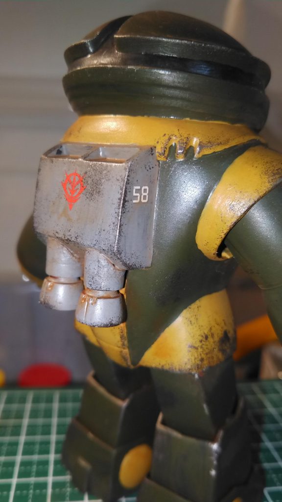 バックパックにジャンクパーツのバーニアを追加しました