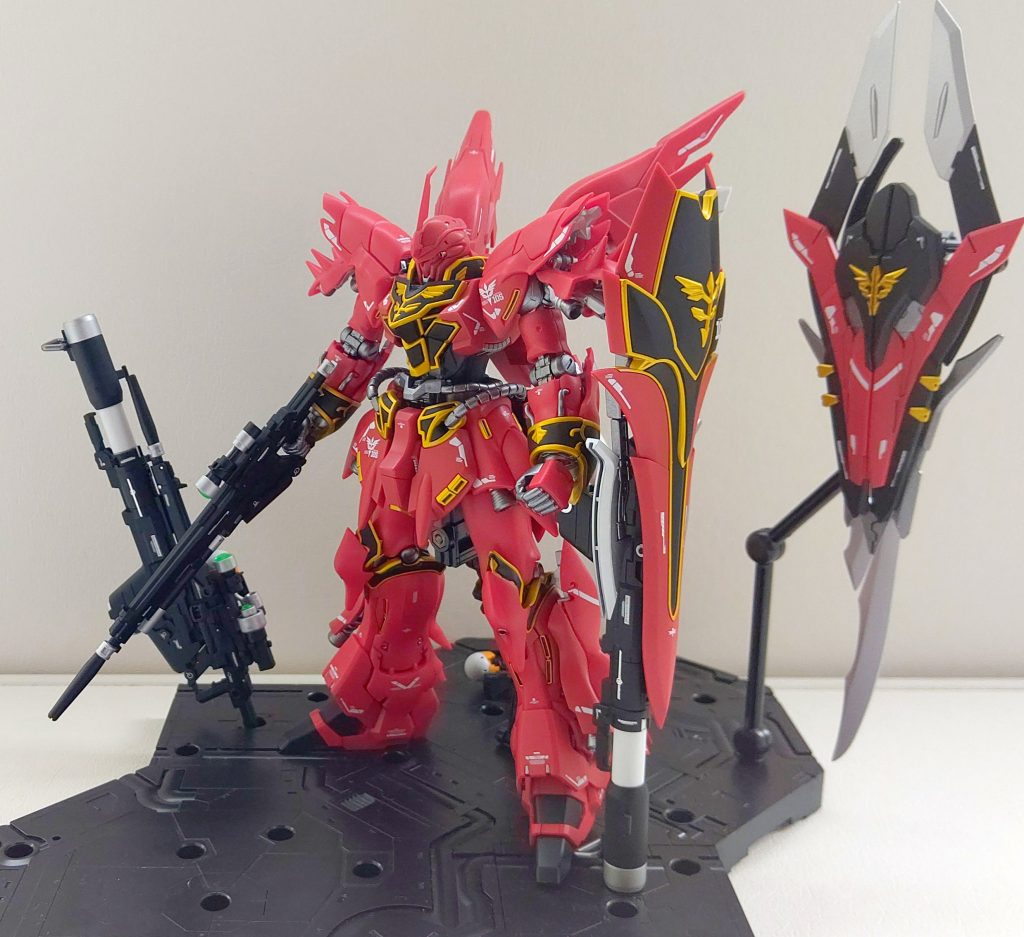 台座も最終的にはもう少し武装をちりばめ塗装して専用台座っぽくしあげます！

いつか、、