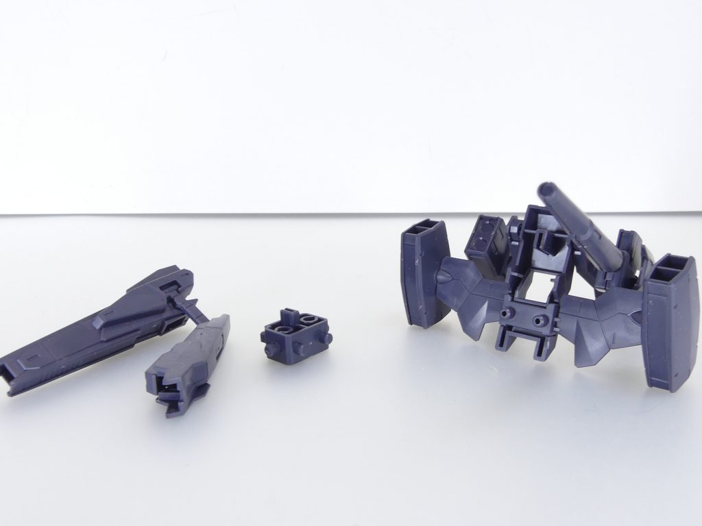 セット内容。・ヴィートルーウェポンズ本体（ビームキャノン・ミサイル・スラスター）・ビッグビームバズーカ構成パーツ（前・後ろ）・ジョイントパーツ