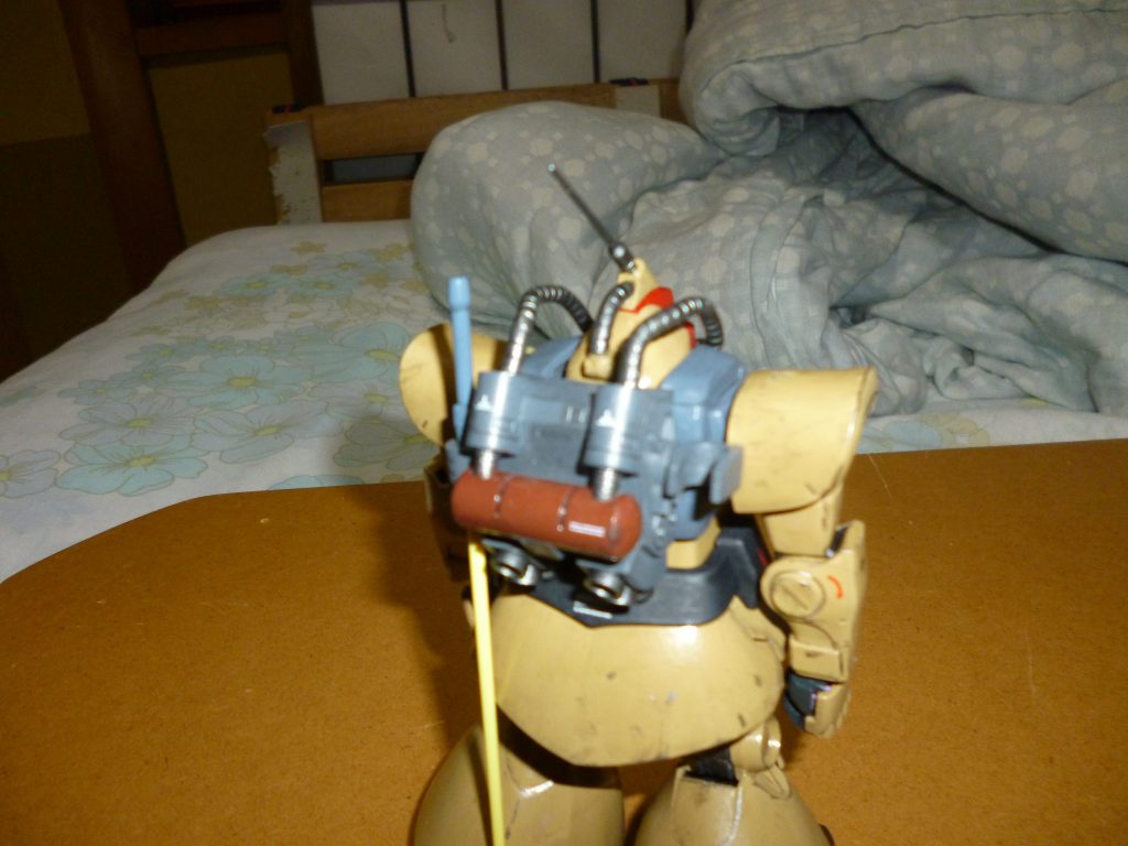 バックパックおよび後頭部のアップです。
先ほども述べましたが、ＭＳＶシリーズのキットのバックパックは、どれも本当に秀逸な出来です。