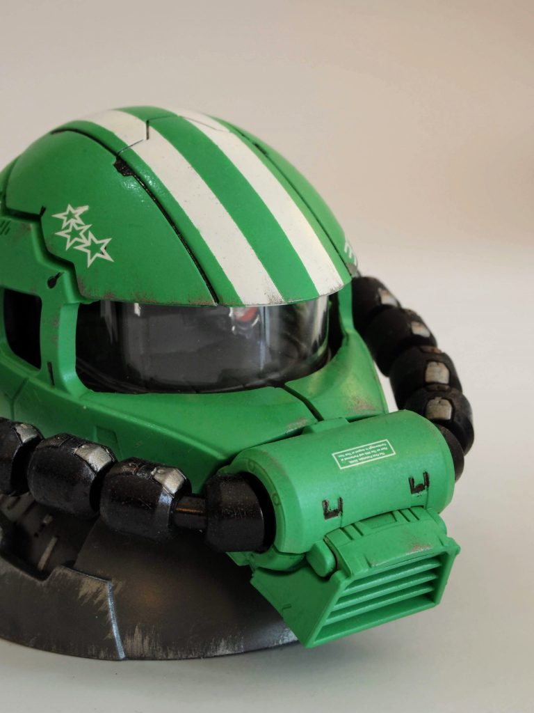 デカールも適当に貼ってますが、でっかくて気楽にいじれたので何か楽しかったです。ガンダムとかドムも回してみようかな…