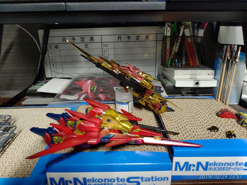 デルタガンダム金ぴか＆真っ赤–5枚目/制作者：taktak