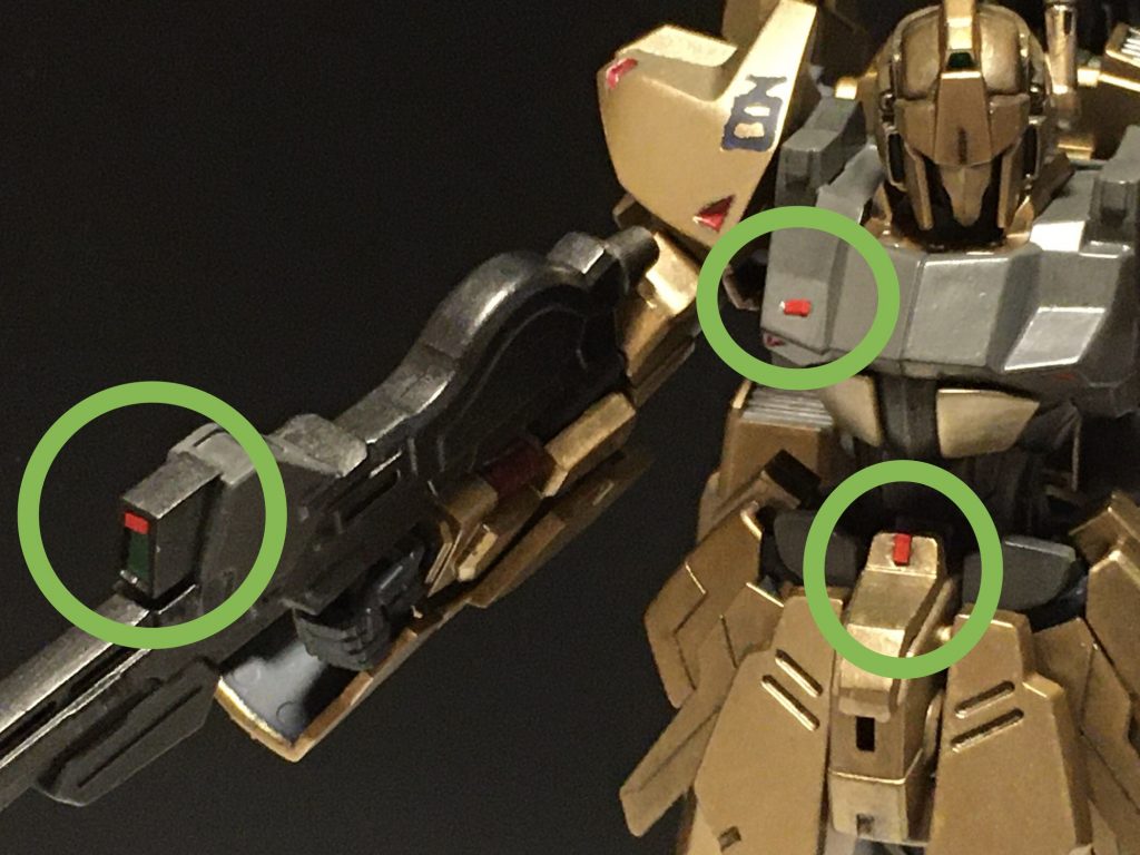 今自分の中で話題のレッドチップを3ヵ所埋め込みました、特に胸部分は彫り込んでスペースを作っております。