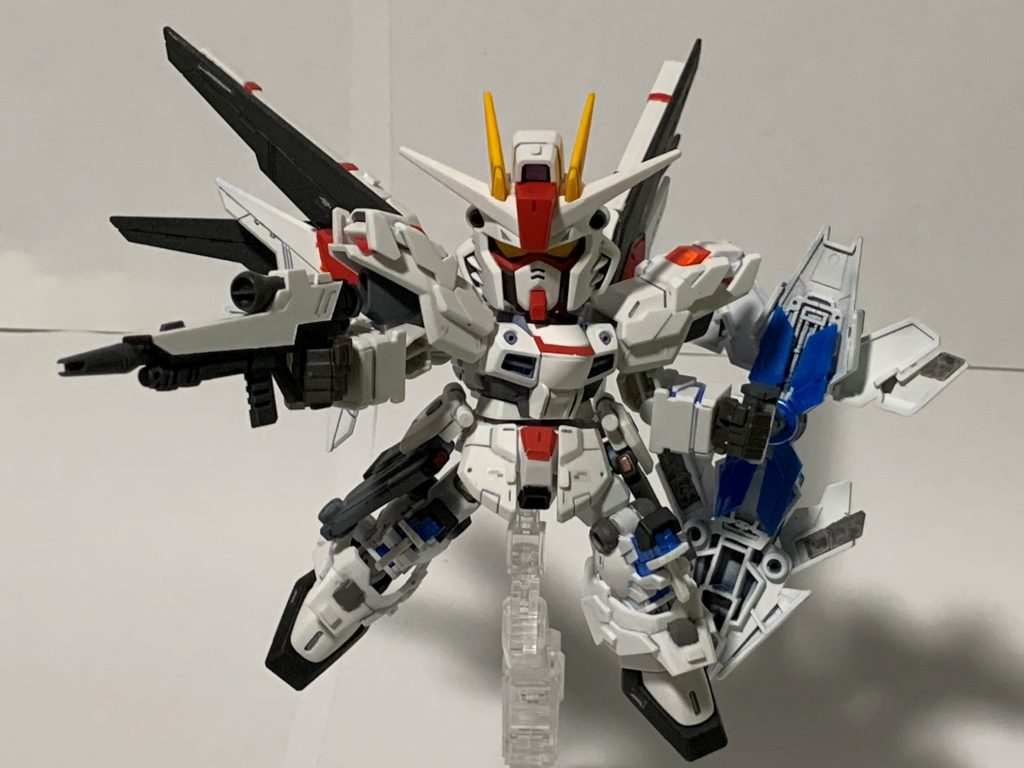 PHASE-06 SEED撃ちクロスシルエットのおかげでポーズが決まります。