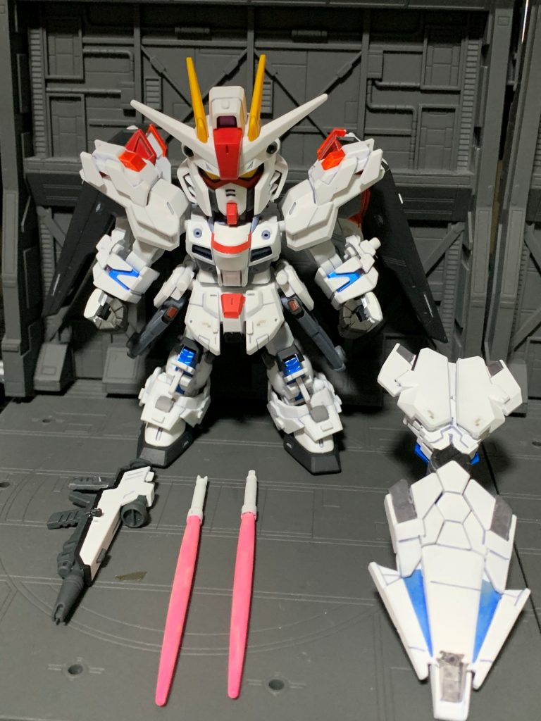 PHASE-03 ヴァイスウェポンヴァイスシールド(アームドアーマーDE)はBB戦士バンシィノルンを使用。