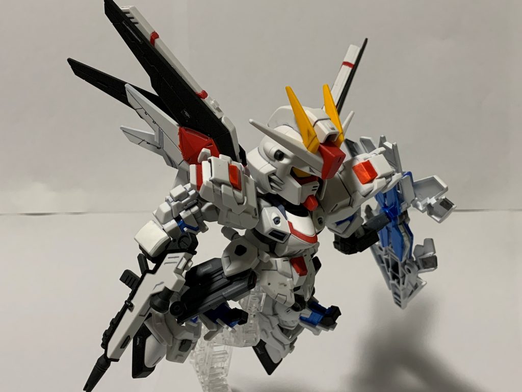 PHASE-08 蒼天の剣戦場の上空からフリーダムが乱入!高速移動のイメージが強いです。