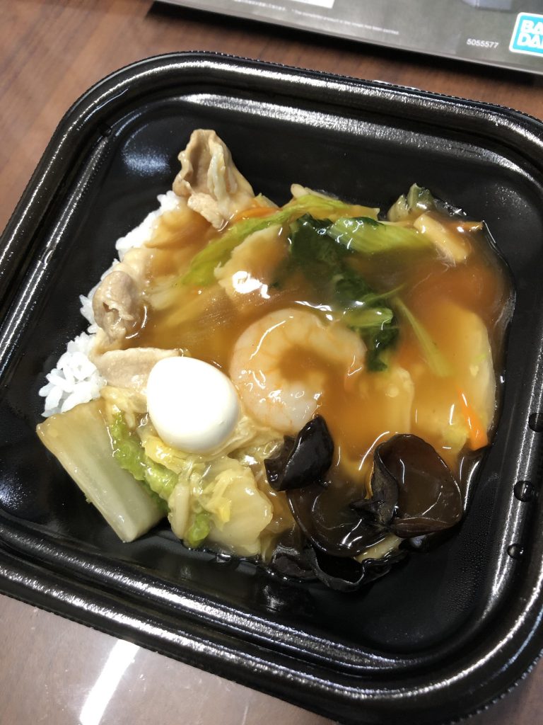 夜食の中華丼美味しゅうございました（´ 3｀)