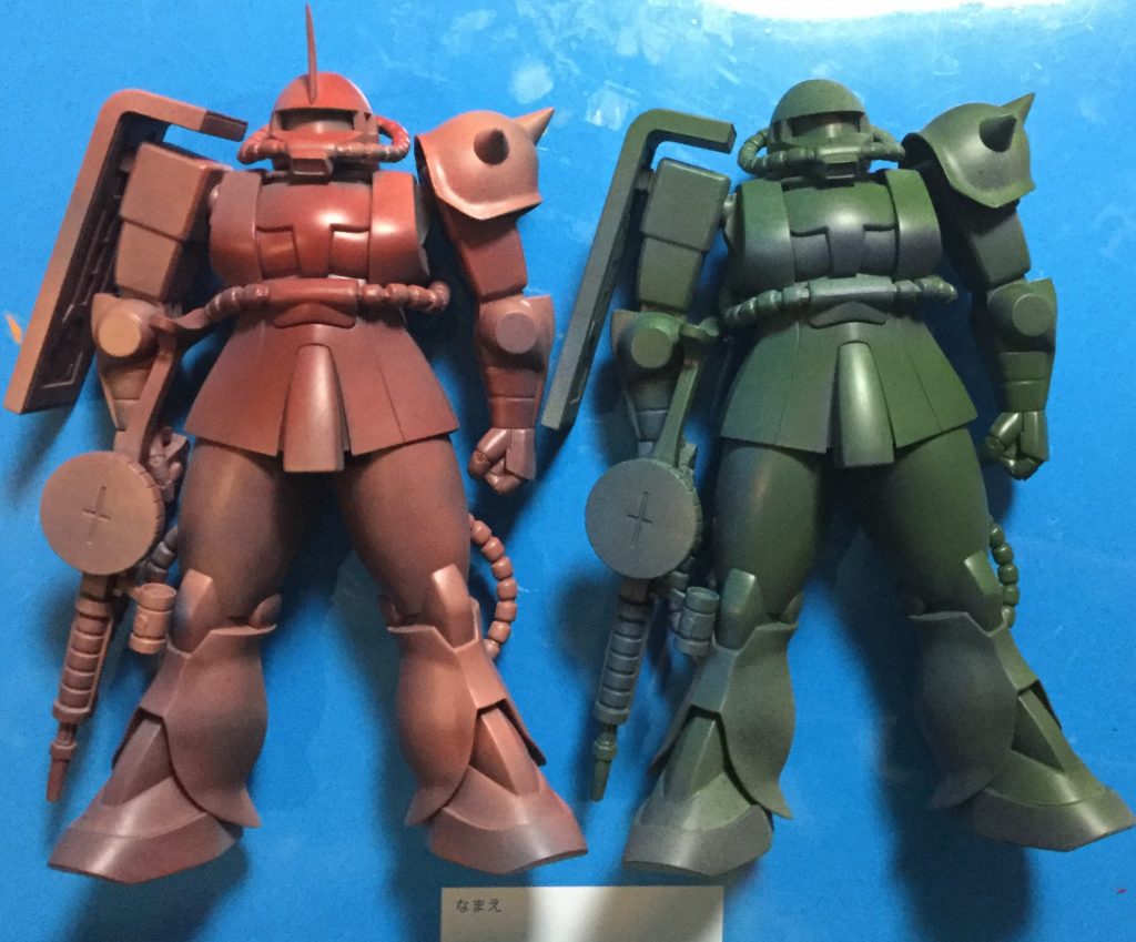 ヤスリがけ サフ吹き後
缶スプレーで下塗りしたところ