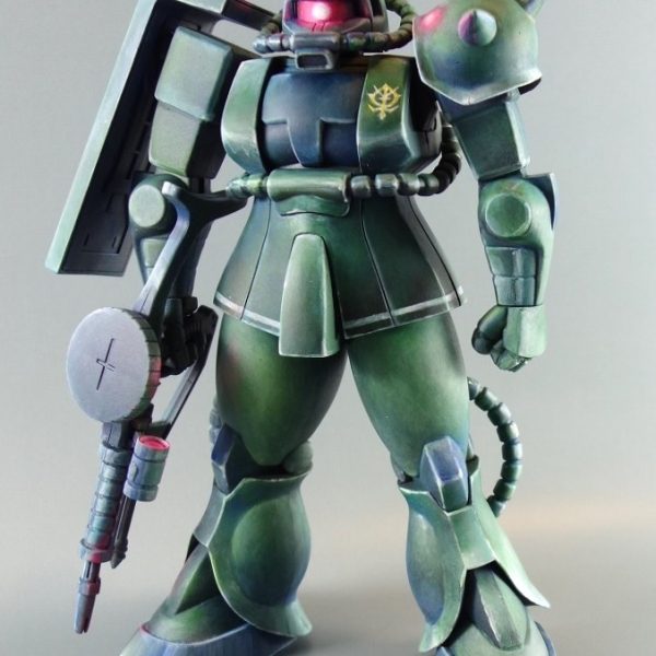 １／１００量産型ザク  マキシマムモビルスーツ