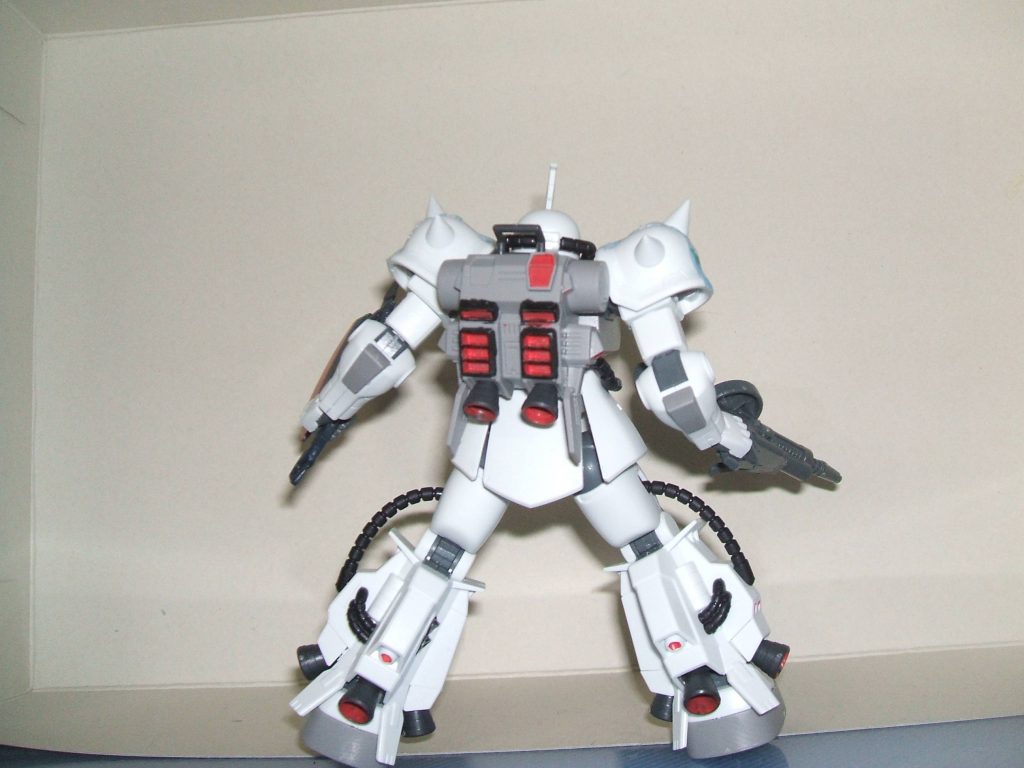 ＭＳ06-Ｒ1　シン・マツナガ専用高機動型ザク–4枚目/制作者：アレス