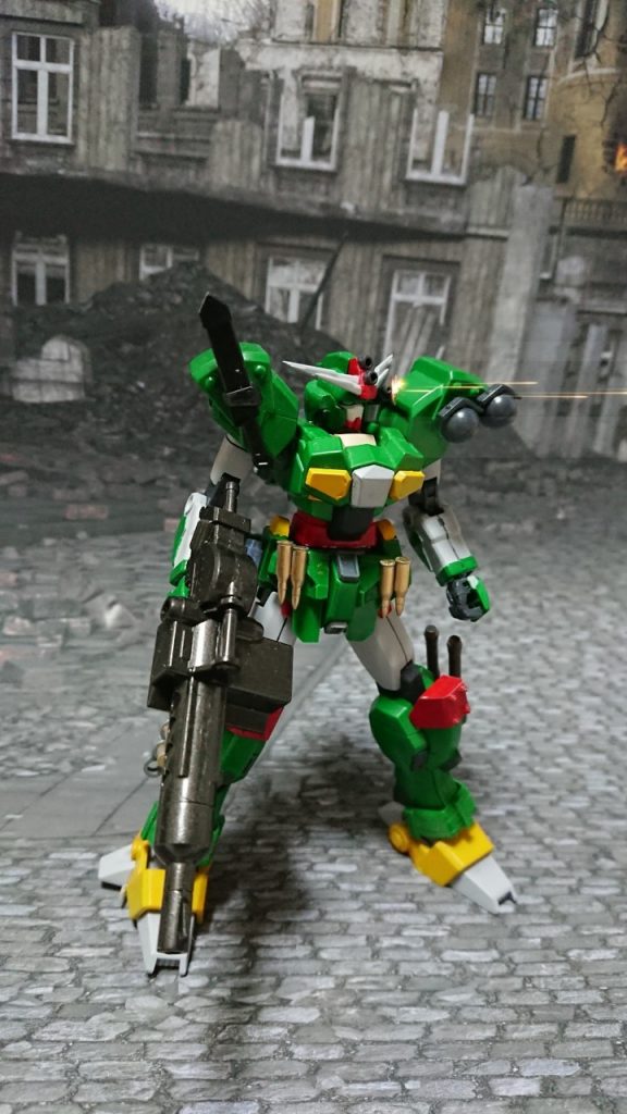 コマンドガンダム・リアル頭身–5枚目/制作者：やま