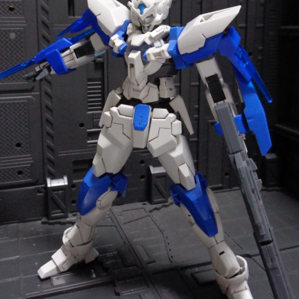 ガンダムアストライアー