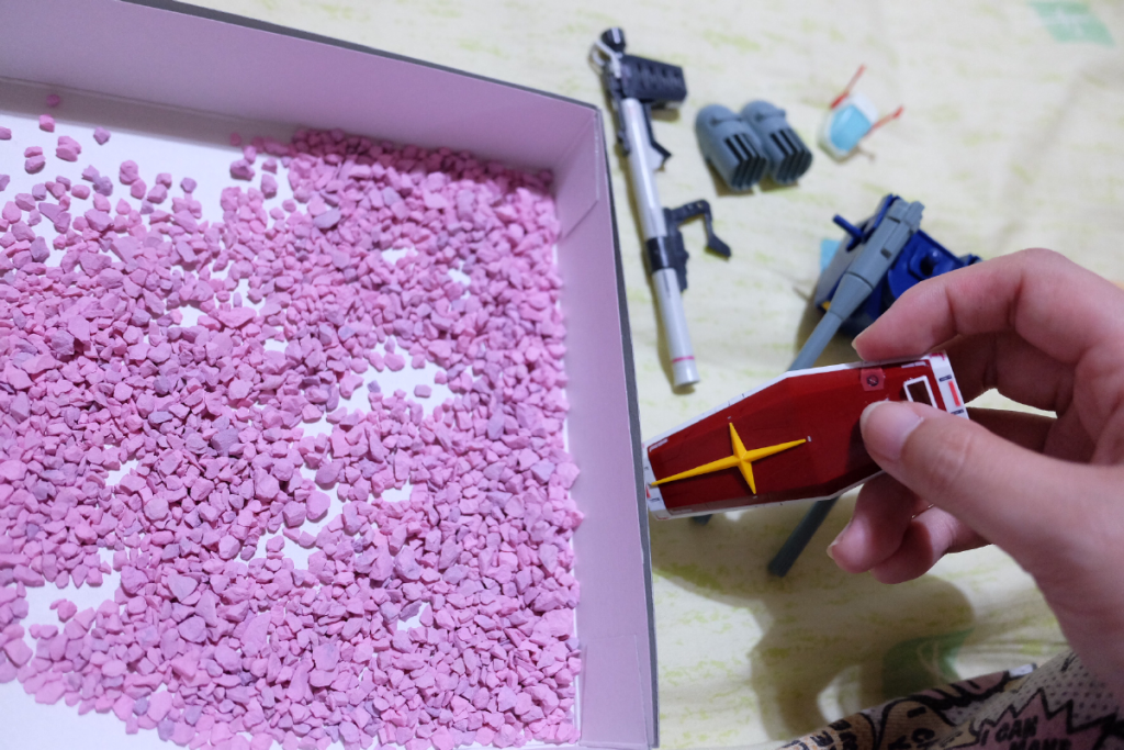 こんな感じで一つ一つのパーツを掘り起こしていきます。
楽しい作業ですね!