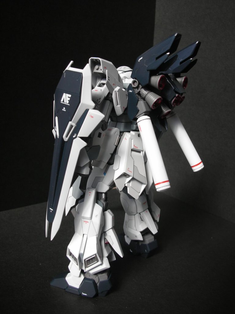 バックパックのスジは明るい色を入れれば良かったかも？