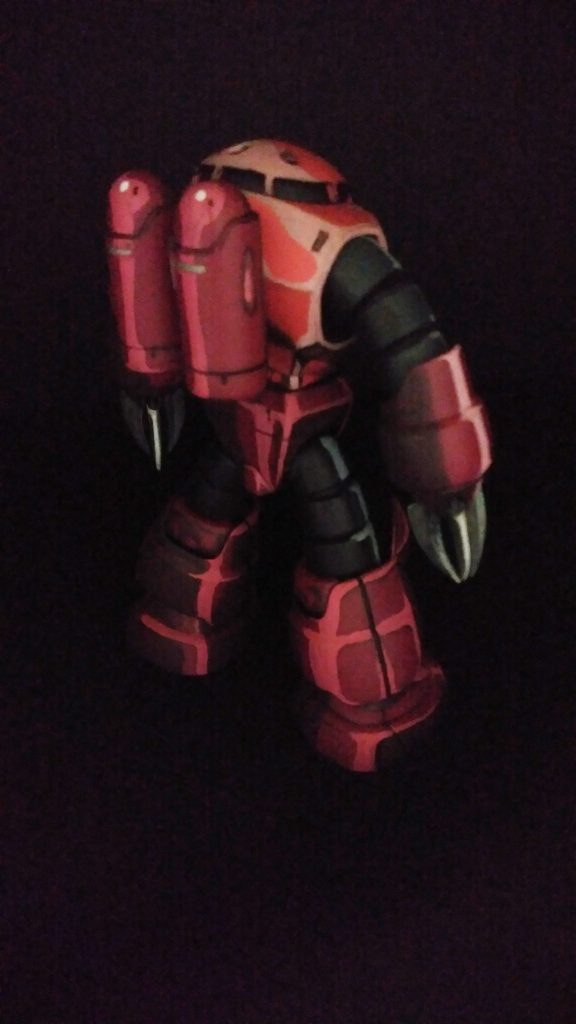 背面。
スマホでは限界なのか?撮り方が下手なだけか?