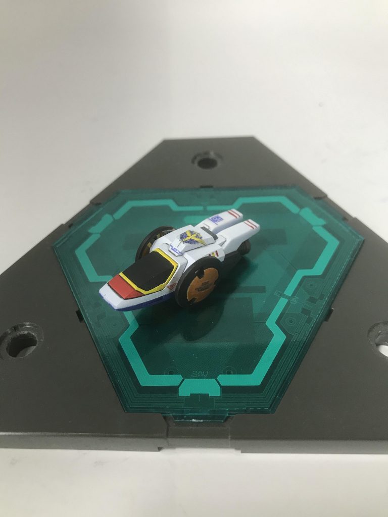 愛車で美女を連れてGBN内を調査している