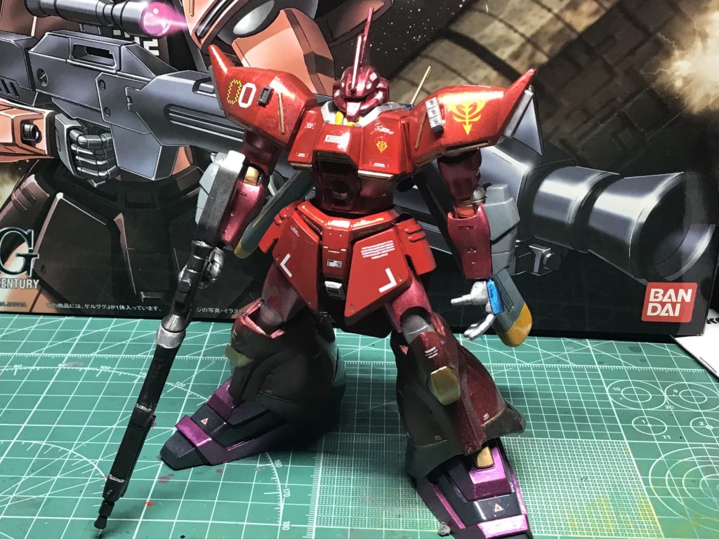 元々、積みプラ消化強化月間でゲルググだけのつもりで… MS、艦船含め全て筆塗りで… 最初はピカピカだったゲルググくん