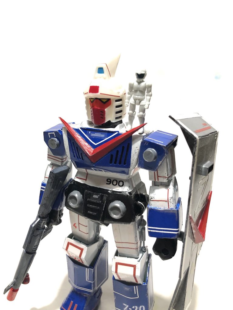 このキットにはリョウシサムは着いてません。
コックピット再現はやめたww