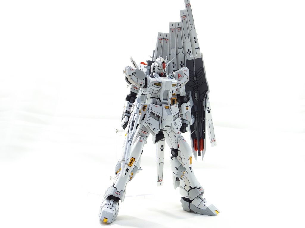 RG νガンダム–2枚目/制作者：gunplacraft
