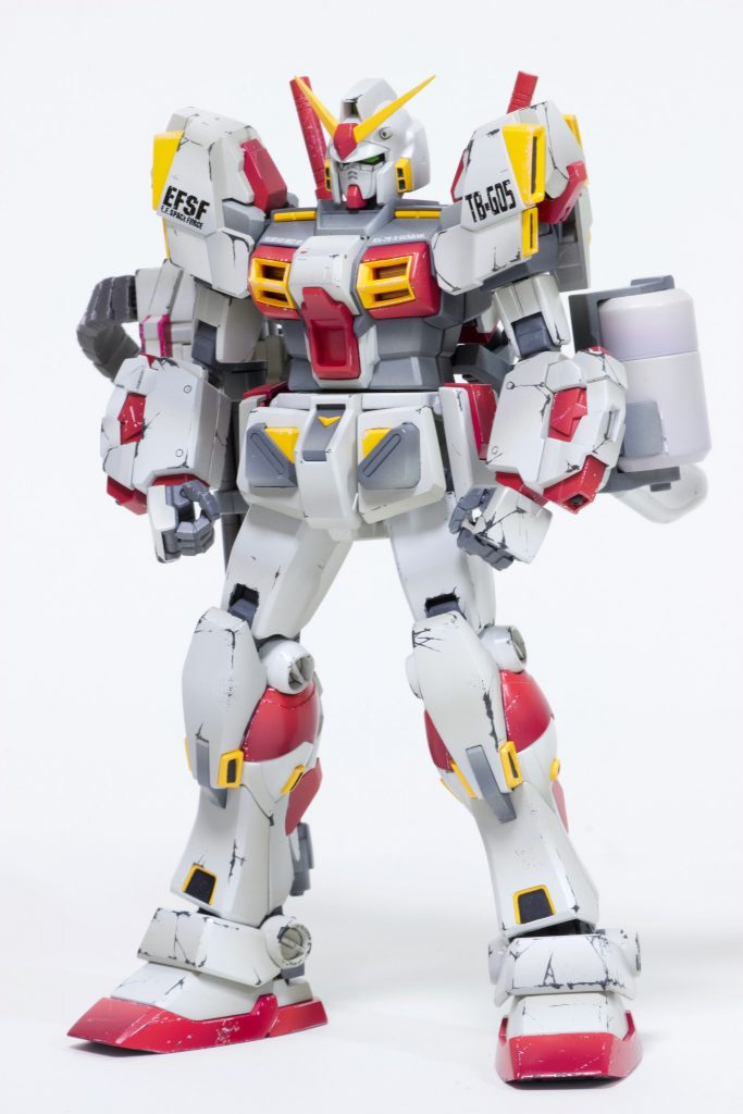 チッピングはファレホで手描きしたり、MIGの剥がし液を使ったりしています。