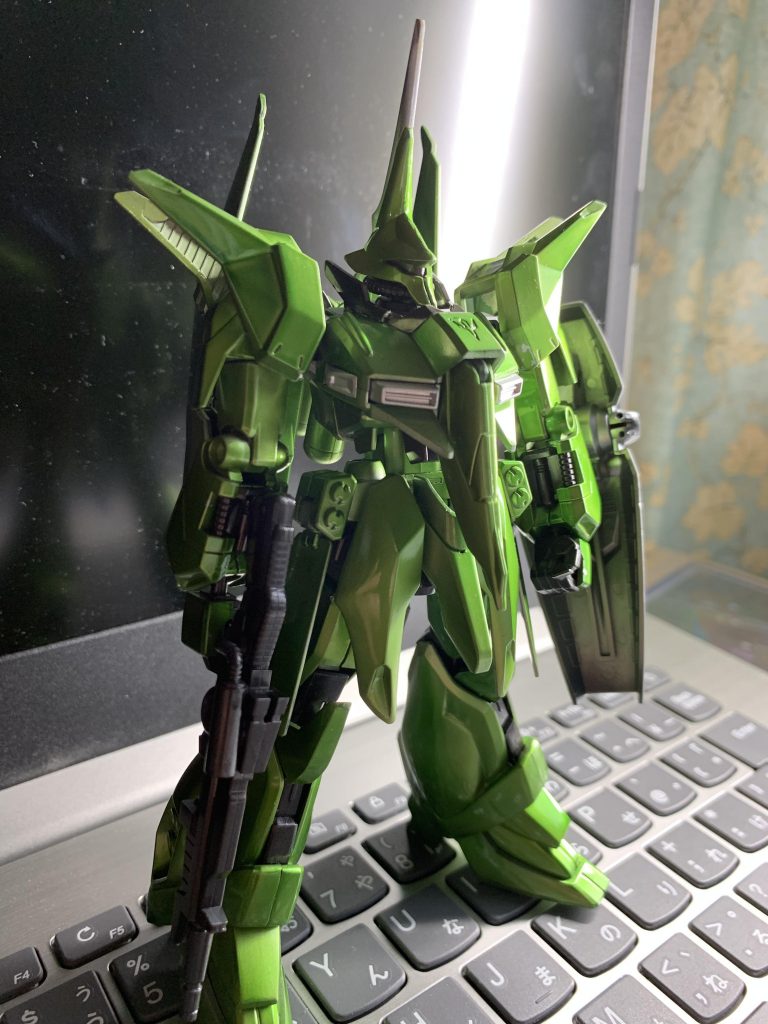 関節はメタルブラックにしました