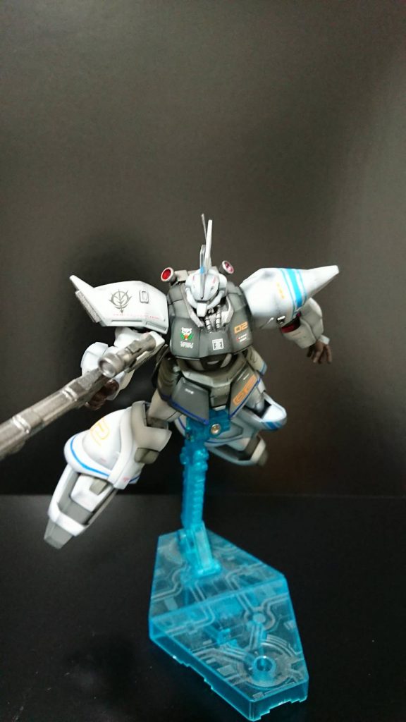 古いキットでなかなかいい感じのポーズが出来ない❗