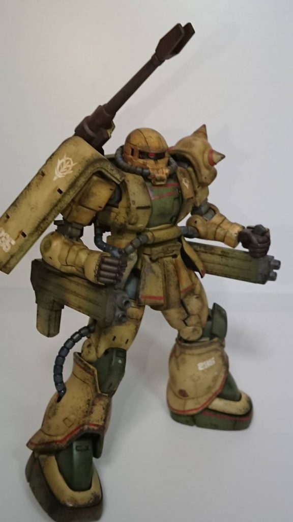 汚してもキレイに塗装してもザクはカッコいいですね❗