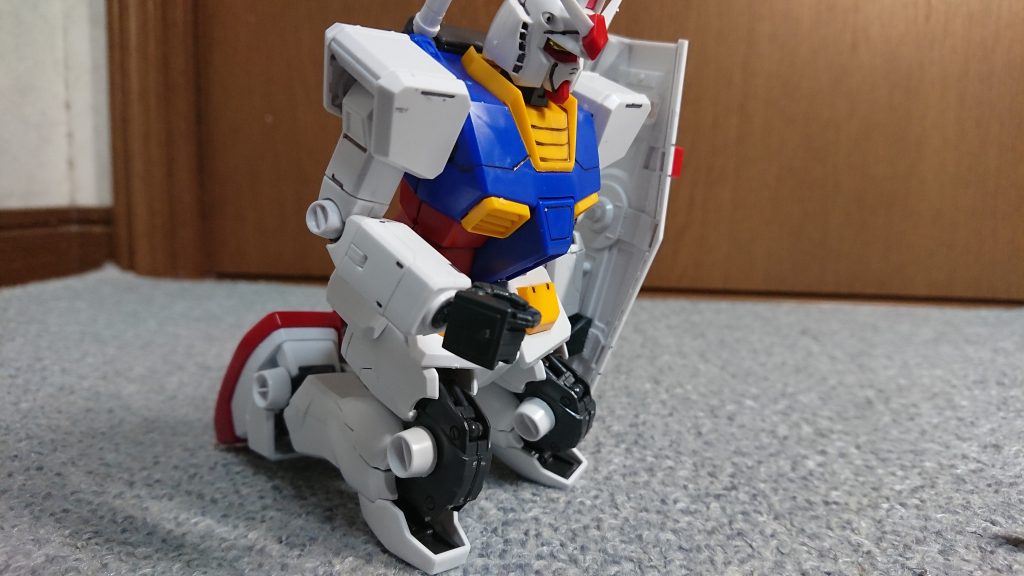 20年前のキットなのに膝は180度曲げれますすごい
その代わり腕周りは残念ですが