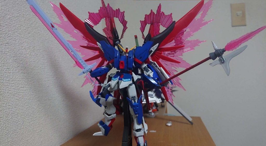 アビスのビームランスを追加装備したので大ぶりの装備を両手に持つのは栄えますね!