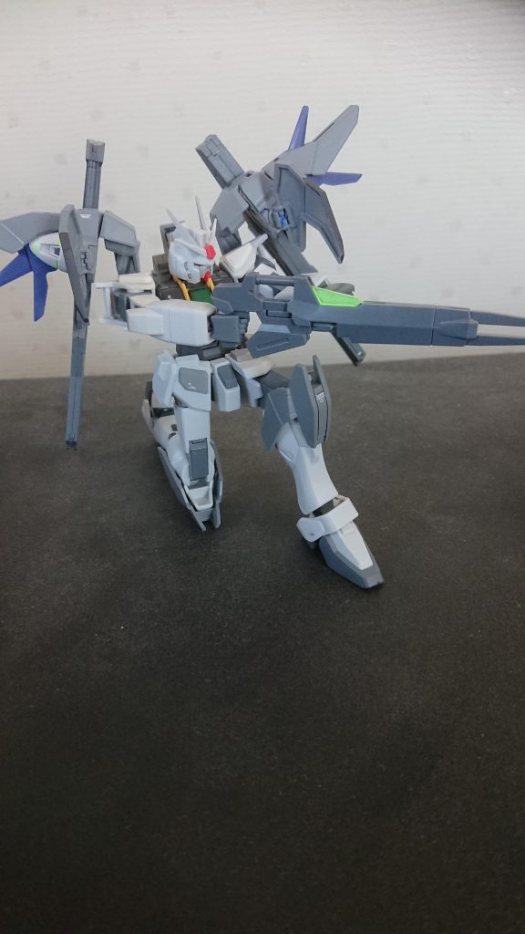 GNビームライフル
XXOガンダム専用に調整がなされたビームライフル。元のライフルより威力は高いものになっている。