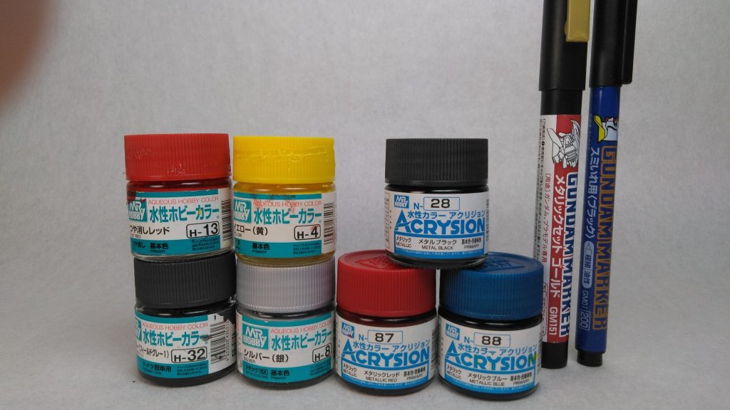 使用した塗料(手写ってる…)

メタリックブルーは*メタルブラック*を少し入れて暗めにしています