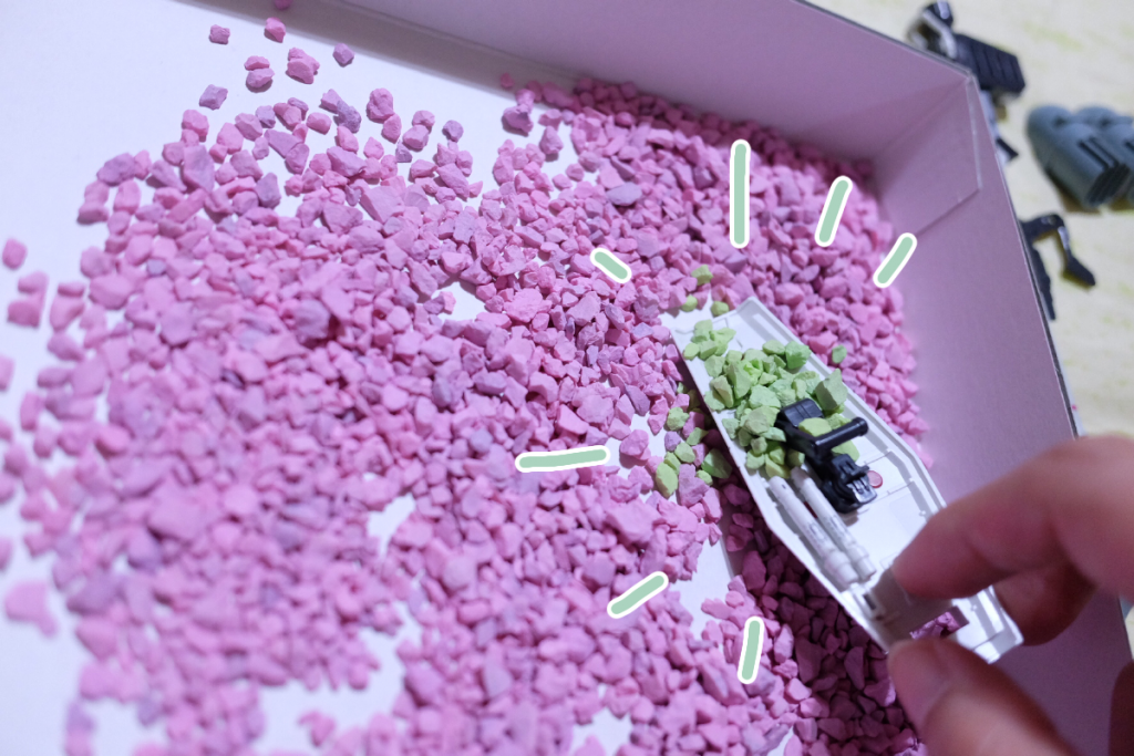 オンラインエントリー機で使用しているパーツの中の、緑色で表示されていたパーツが出てきます。
盾ですね。