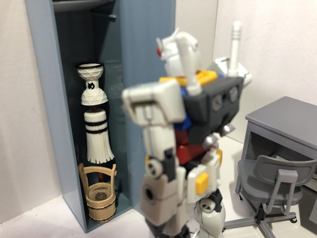 はたらくガンダム–4枚目/制作者：石の湯