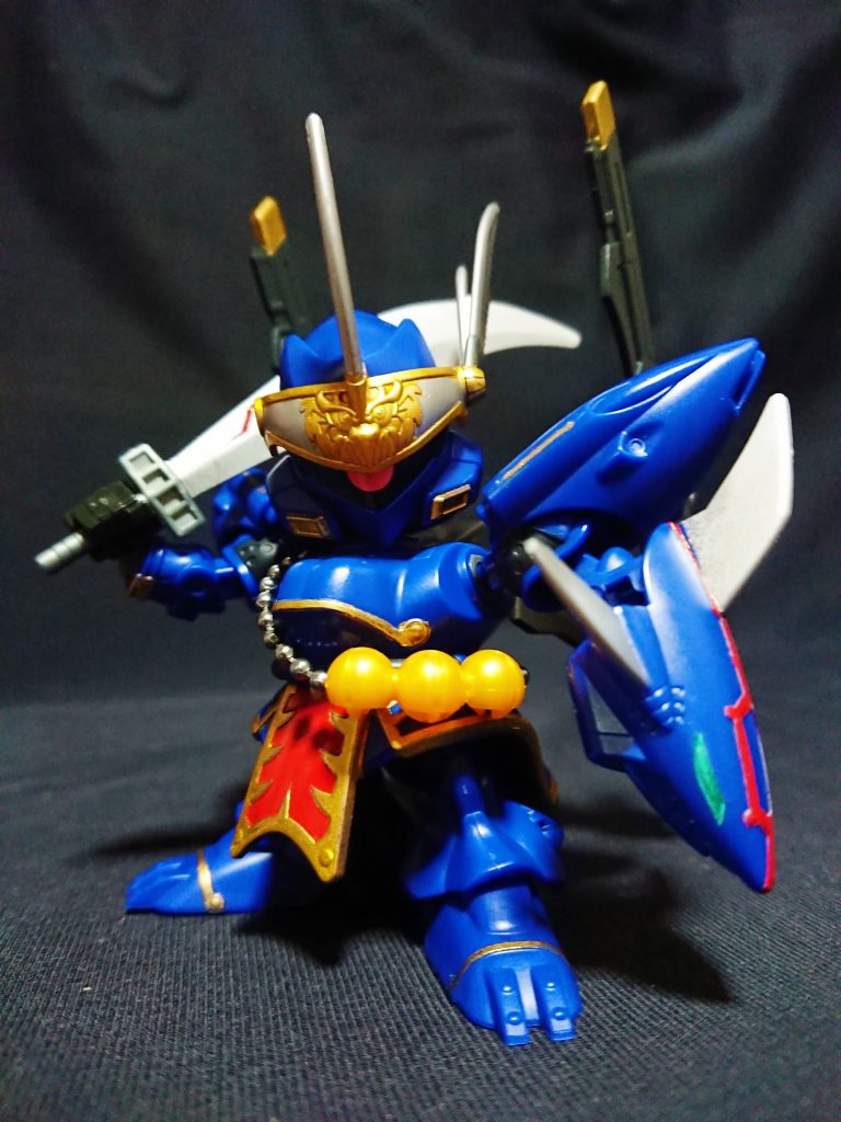 江東の元水賊頭領で凌統アレックスとは好敵手にして親友。
孫策と周瑜に見込まれ江東強襲水軍の将に抜擢される。
大刀の烈鮫牙と蒼鮫盾の他に、水賊時代に使っていた大砲を扱うこともできる。