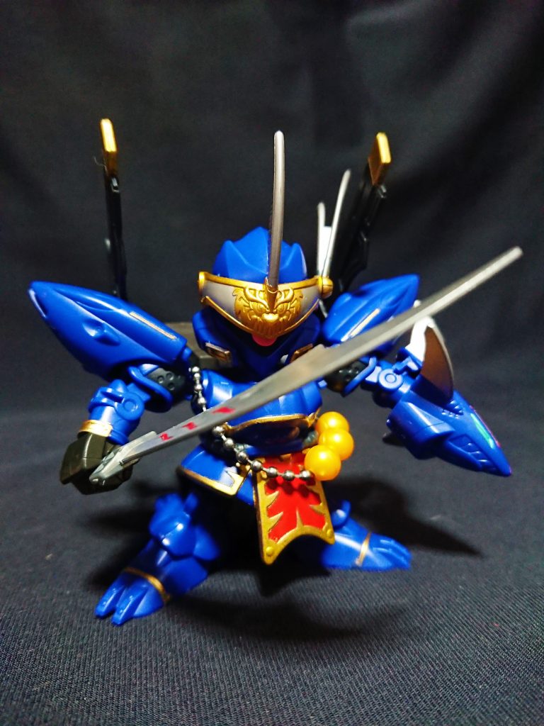 強襲装と付けていますが、演者設定はケンプファー強襲型ではなくアメイジングのほうです。