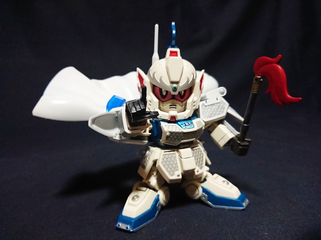 通常の公孫瓚は特に改修点はなく、マントを赤→白に変更したのみです。
赤より白マントのほうがEz-8らしいかと思います。