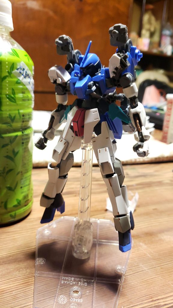 初期段階
この段階からバックパックを武装にすると計画はありました(笑)