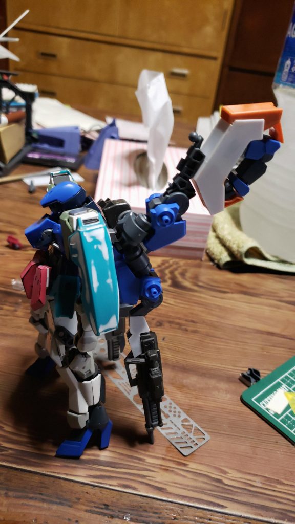 サブアーム建造
シュバルベ→腕
ユーゴ→かかと(2キット)
これらとプラ板で製作してます