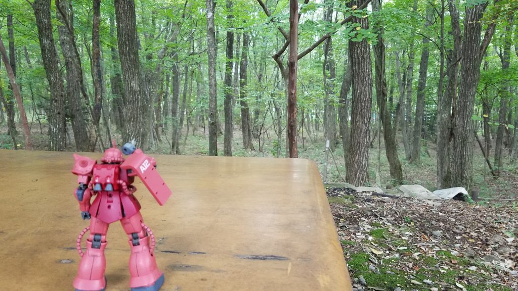 旅人のザクさん–4枚目/制作者：DAIKING THE GREAT